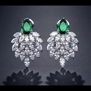 Classic glamorous Earrings